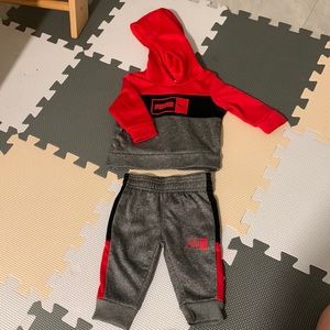 Puma set.